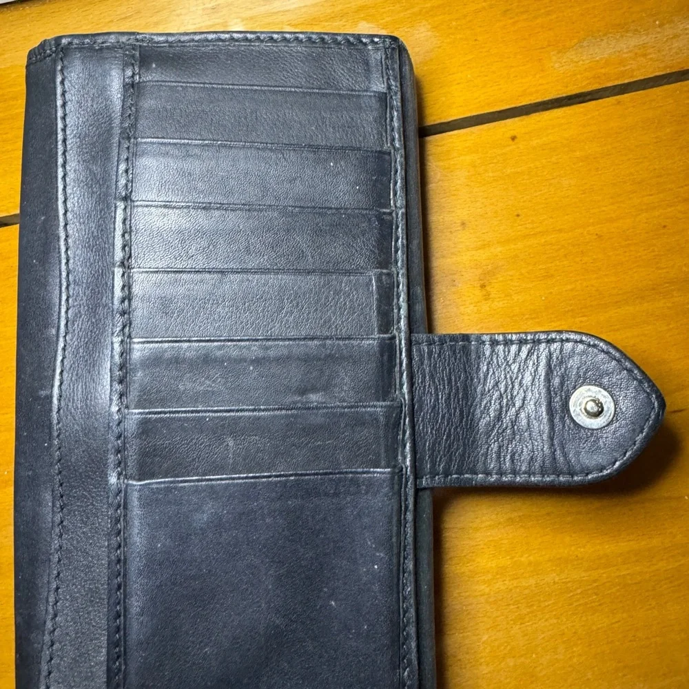 Authentic GUCCI 203550/GG Canvas  Heart Motif Long Wallet Canvas Leather… - Picture 8 of 15